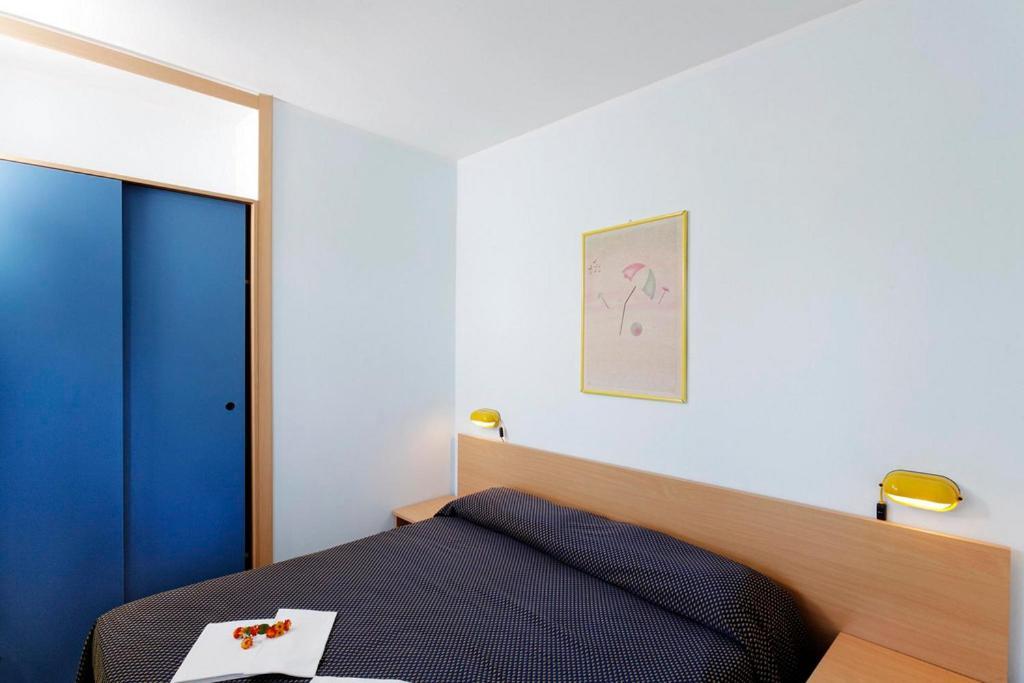 Hotel Villaggio Costa Ripa Rodi Garganico Pokoj fotografie