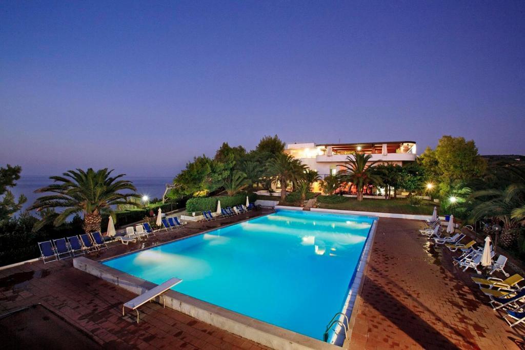 Hotel Villaggio Costa Ripa Rodi Garganico Exteriér fotografie