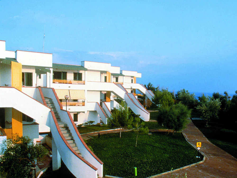 Hotel Villaggio Costa Ripa Rodi Garganico Exteriér fotografie