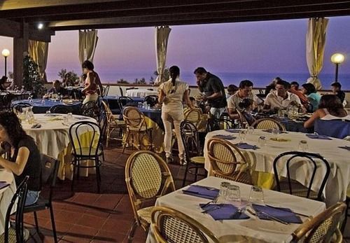 Hotel Villaggio Costa Ripa Rodi Garganico Exteriér fotografie