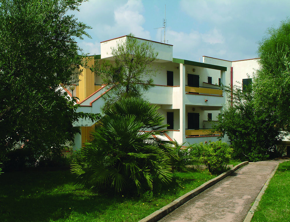 Hotel Villaggio Costa Ripa Rodi Garganico Exteriér fotografie